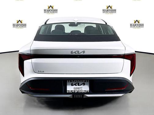 Snow White Pearl 2026 Kia K4 LXS