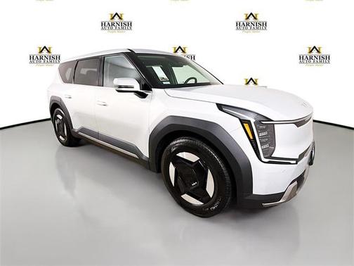 2026 Kia EV9 Light Short Range