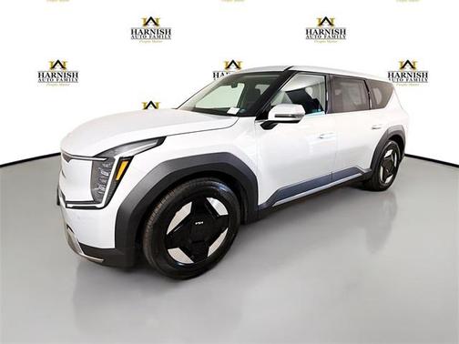 2026 Kia EV9 Light Short Range
