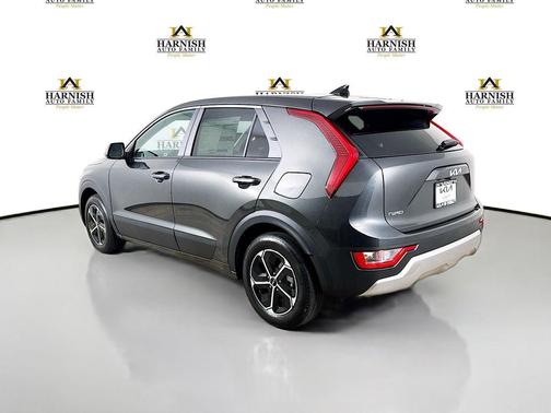 Interstellar Gray 2026 Kia Niro LX