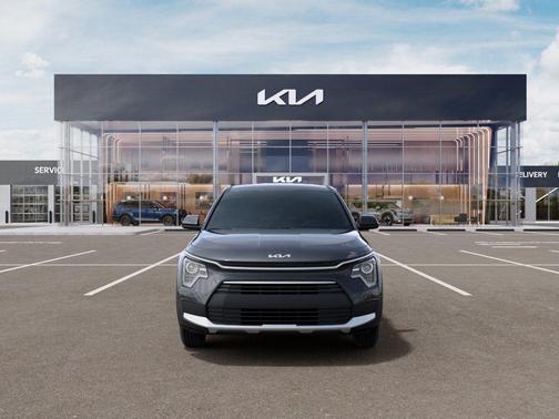 Interstellar Gray 2026 Kia Niro LX