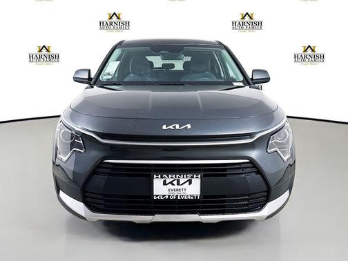 Interstellar Gray 2026 Kia Niro LX