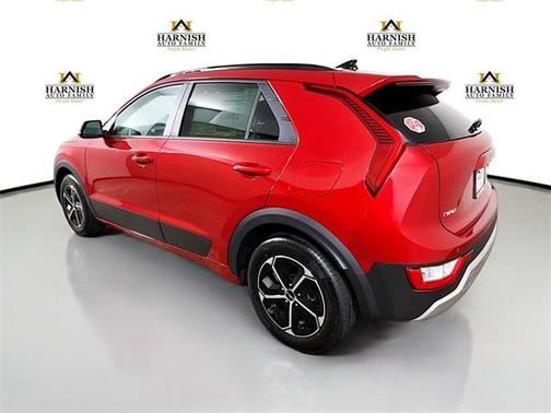 2025 Kia Niro EX