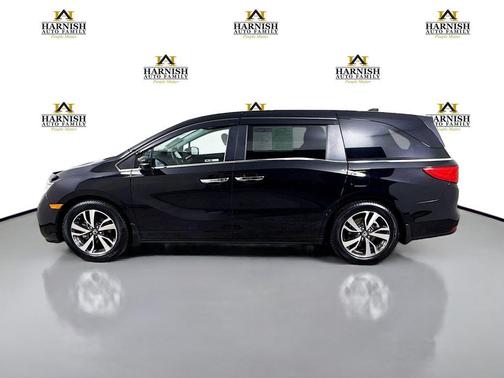 Crystal Black Pearl 2024 Honda Odyssey Touring