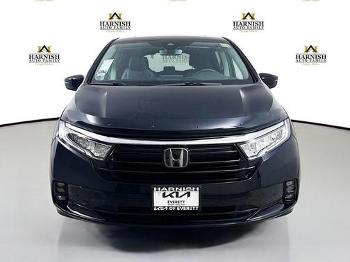 Crystal Black Pearl 2024 Honda Odyssey Touring