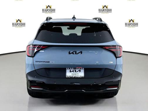 Heritage Blue 2027 Kia Sportage Plug-In Hybrid X-Line Prestige
