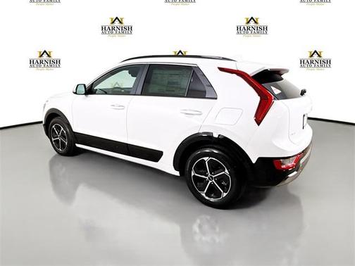 2025 Kia Niro SX