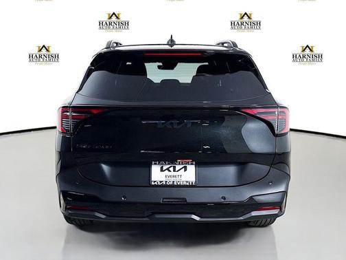 Fusion Black 2026 Kia Sportage Plug-In Hybrid X-Line