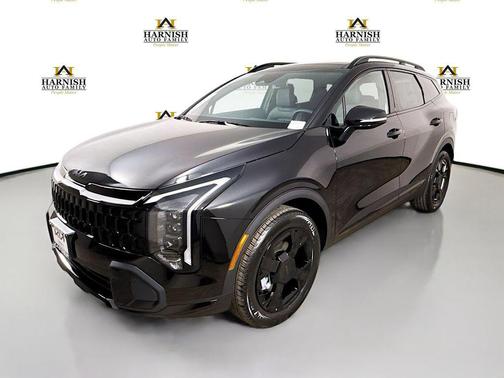 Fusion Black 2026 Kia Sportage Plug-In Hybrid X-Line