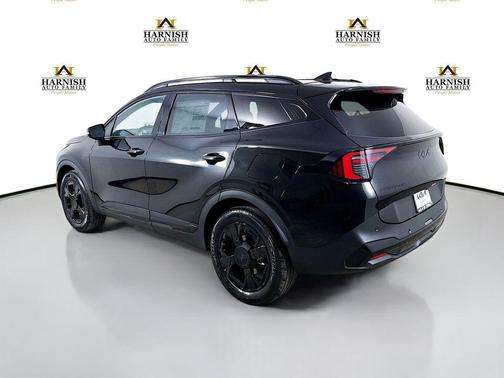 Fusion Black 2026 Kia Sportage Plug-In Hybrid X-Line