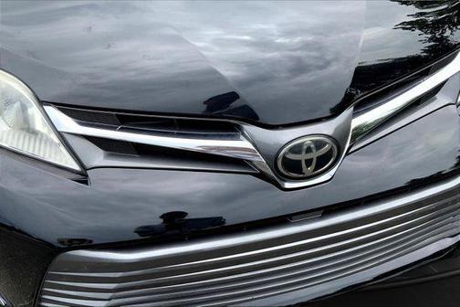 2019 Toyota Sienna XLE