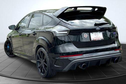 2017 Ford Focus RS Base