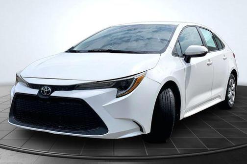White 2022 Toyota Corolla LE
