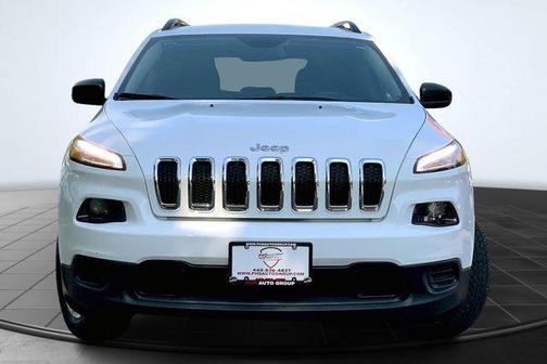 2017 Jeep Cherokee Sport