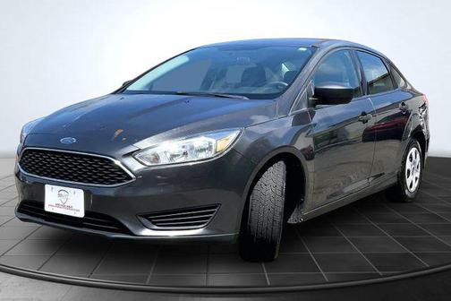 Magnetic Metallic 2017 Ford Focus SE