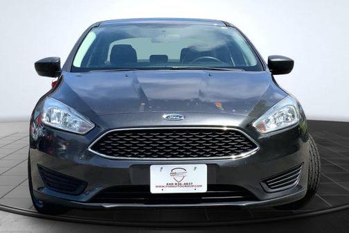 Magnetic Metallic 2017 Ford Focus SE