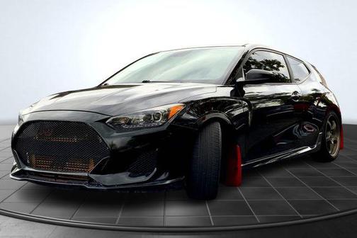 2021 Hyundai Veloster Base