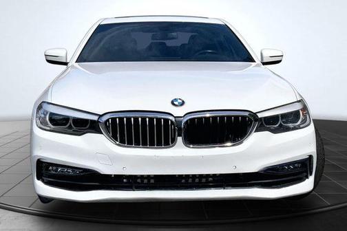 White 2018 BMW 540 xDrive