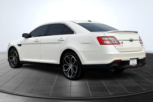 2016 Ford Taurus SHO