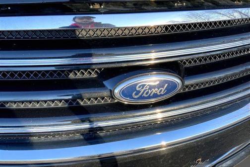 2016 Ford Taurus SHO