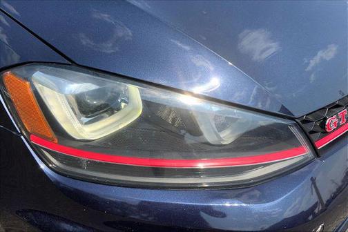 2016 Volkswagen Golf GTI 2.0T Autobahn w/Performance Package 4-Door