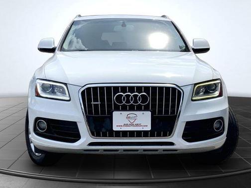 White 2015 Audi Q5 2.0T Premium Plus