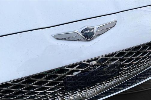 2022 Genesis G70 2.0T RWD