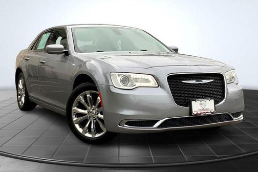 2015 Chrysler 300 Limited