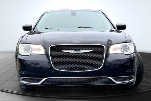 2022 Chrysler 300 Touring