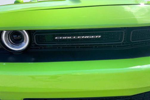 Sublime Metallic Clearcoat 2023 Dodge Challenger SXT