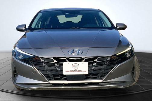 Fluid Metal 2023 Hyundai ELANTRA SEL