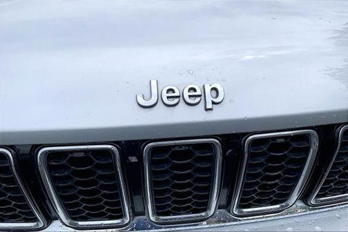Silver Zynith 2021 Jeep Grand Cherokee L Overland