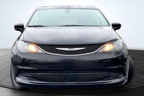 2021 Chrysler Voyager LX