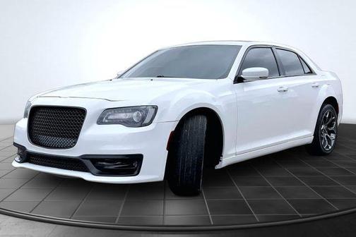 2023 Chrysler 300 Touring