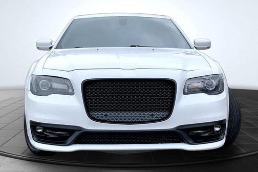 2023 Chrysler 300 Touring