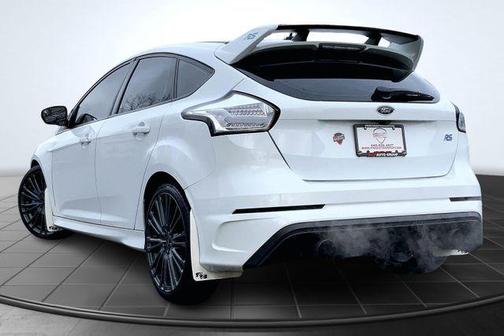 2017 Ford Focus RS Base