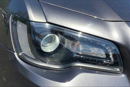 2022 Chrysler 300 S