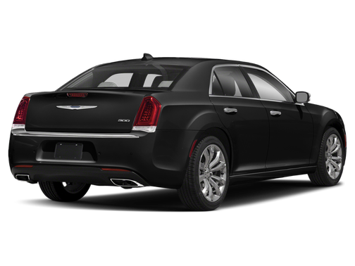 Gloss Black 2018 Chrysler 300 Limited