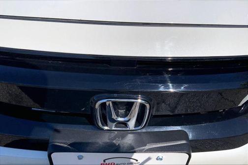 Platinum White Pearl 2020 Honda Civic Sport