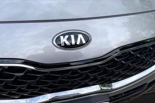 Steel Gray 2022 Kia Sportage LX