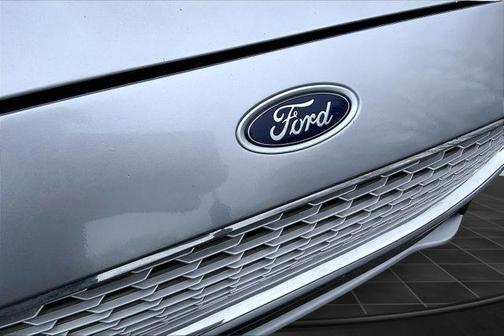 2020 Ford Fusion Hybrid SE