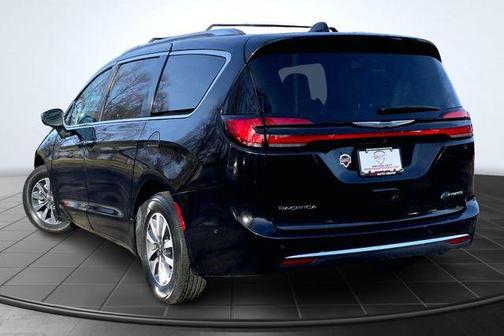 2021 Chrysler Pacifica Hybrid Touring L