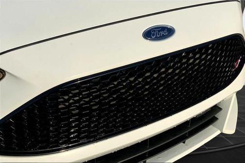 2018 Ford Focus ST ST