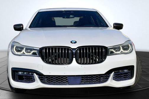 White 2016 BMW 750 i xDrive
