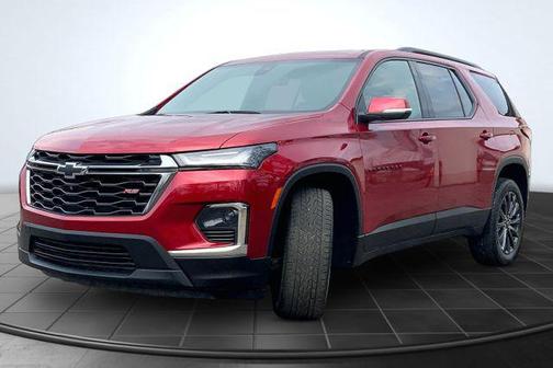 Radiant Red Tintcoat 2023 Chevrolet Traverse RS