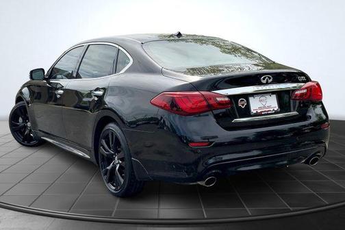 2018 INFINITI Q70L 3.7 LUXE