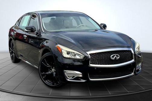 2018 INFINITI Q70L 3.7 LUXE