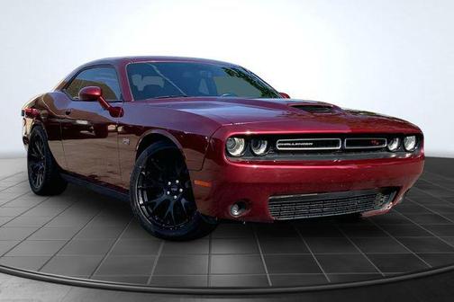 Octane Red Pearlcoat 2019 Dodge Challenger R/T