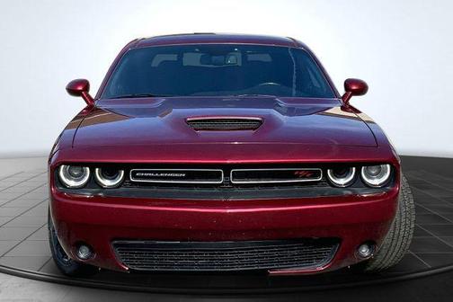 Octane Red Pearlcoat 2019 Dodge Challenger R/T
