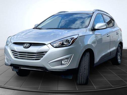 Diamond Silver 2014 Hyundai TUCSON SE